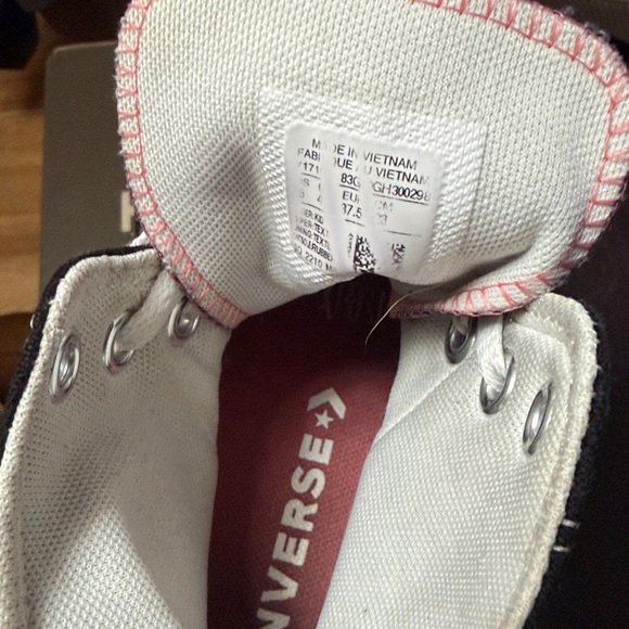 Converse Black and White Sneakers with Red Interior - Picture 5 of 9